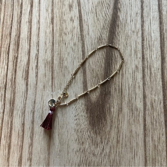 Free Shipping! Maroon Tassel Gold Chain Bracelet - Picture 2 of 3